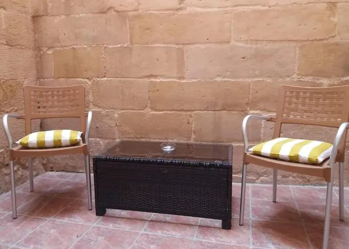 Entire Seaview Town House