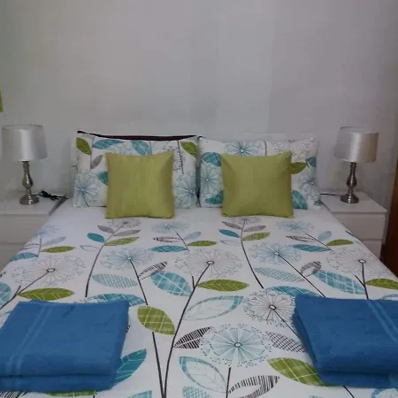 Entire Seaview Town House Semesterbostad *